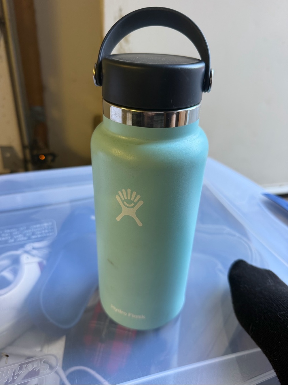 Hydro Flask bundle - Picture 2 of 7